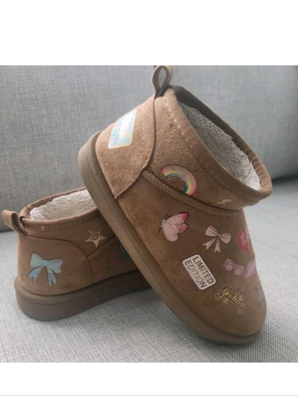 Sz 1 Steve Madden Ugg Boots Rainbow Kids Girls Cherries Fur Ankle Stickers Stara